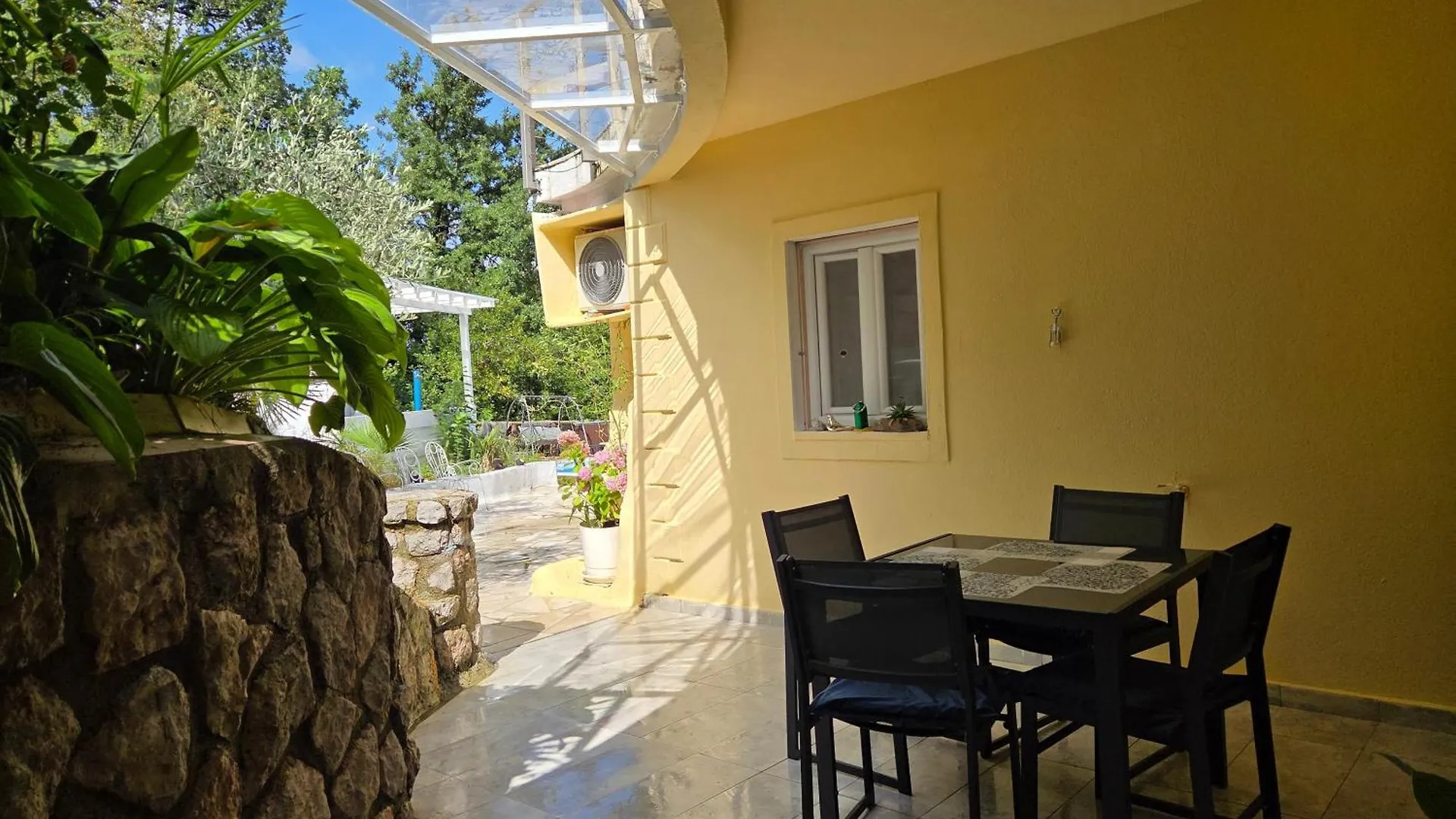Ferienwohnung Mit Pool Kroatien Mit Meerblick Und Pool Lovran 0*,  Kroatië